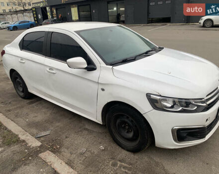 Белый Ситроен С-Элизе, объемом двигателя 1.2 л и пробегом 320 тыс. км за 3800 $, фото 6 на Automoto.ua