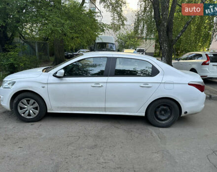 Белый Ситроен С-Элизе, объемом двигателя 1.2 л и пробегом 340 тыс. км за 6000 $, фото 3 на Automoto.ua