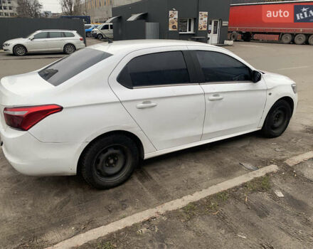 Белый Ситроен С-Элизе, объемом двигателя 1.2 л и пробегом 320 тыс. км за 3800 $, фото 5 на Automoto.ua