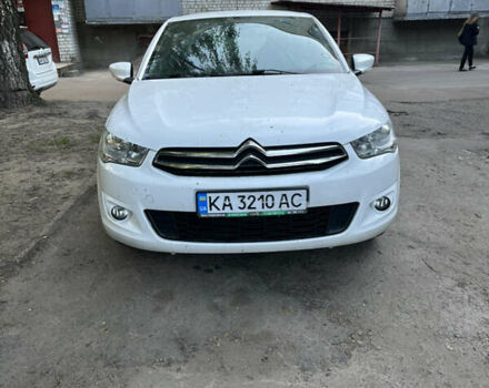 Белый Ситроен С-Элизе, объемом двигателя 1.2 л и пробегом 340 тыс. км за 6000 $, фото 1 на Automoto.ua