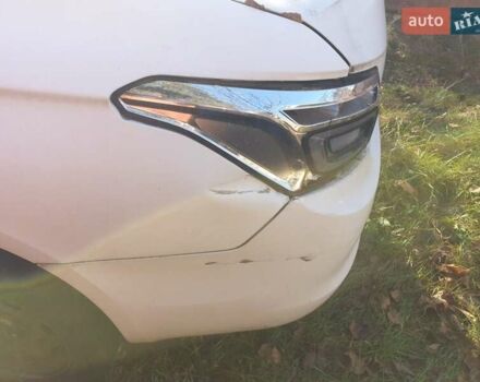 Білий Сітроен С-Елізє, об'ємом двигуна 1.56 л та пробігом 80 тис. км за 4000 $, фото 4 на Automoto.ua