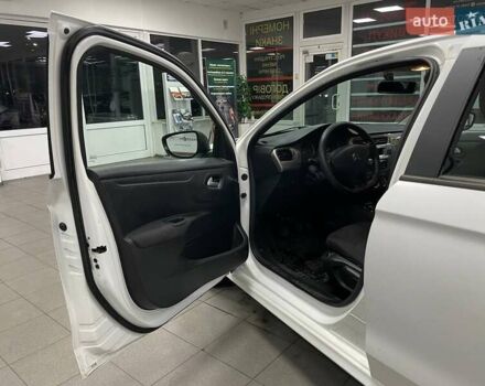 Белый Ситроен С-Элизе, объемом двигателя 1.2 л и пробегом 216 тыс. км за 5990 $, фото 14 на Automoto.ua