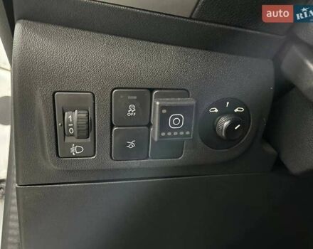 Белый Ситроен С-Элизе, объемом двигателя 1.2 л и пробегом 216 тыс. км за 5990 $, фото 17 на Automoto.ua