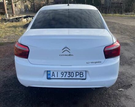 Белый Ситроен С-Элизе, объемом двигателя 1.2 л и пробегом 141 тыс. км за 6500 $, фото 5 на Automoto.ua