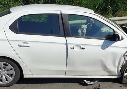 Білий Сітроен С-Елізє, об'ємом двигуна 1.56 л та пробігом 80 тис. км за 4000 $, фото 1 на Automoto.ua