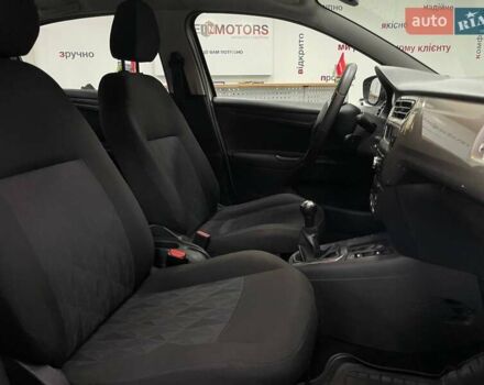 Белый Ситроен С-Элизе, объемом двигателя 1.2 л и пробегом 216 тыс. км за 5990 $, фото 27 на Automoto.ua