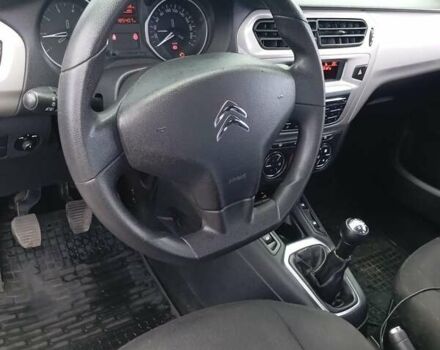 Белый Ситроен С-Элизе, объемом двигателя 1.2 л и пробегом 185 тыс. км за 6000 $, фото 1 на Automoto.ua