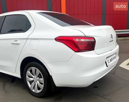 Белый Ситроен С-Элизе, объемом двигателя 1.56 л и пробегом 125 тыс. км за 9990 $, фото 5 на Automoto.ua