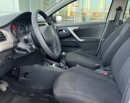 Белый Ситроен С-Элизе, объемом двигателя 1.59 л и пробегом 18 тыс. км за 13795 $, фото 16 на Automoto.ua