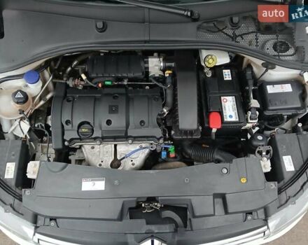 Белый Ситроен С-Элизе, объемом двигателя 1.46 л и пробегом 49 тыс. км за 13500 $, фото 31 на Automoto.ua