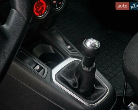 Белый Ситроен С-Элизе, объемом двигателя 1.59 л и пробегом 48 тыс. км за 12825 $, фото 23 на Automoto.ua