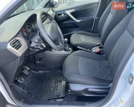 Белый Ситроен С-Элизе, объемом двигателя 1.59 л и пробегом 32 тыс. км за 13123 $, фото 9 на Automoto.ua