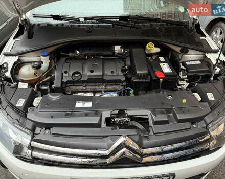 Белый Ситроен С-Элизе, объемом двигателя 1.5 л и пробегом 30 тыс. км за 12980 $, фото 3 на Automoto.ua