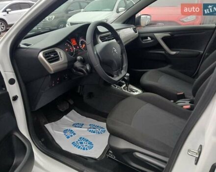 Белый Ситроен С-Элизе, объемом двигателя 1.46 л и пробегом 49 тыс. км за 13500 $, фото 19 на Automoto.ua