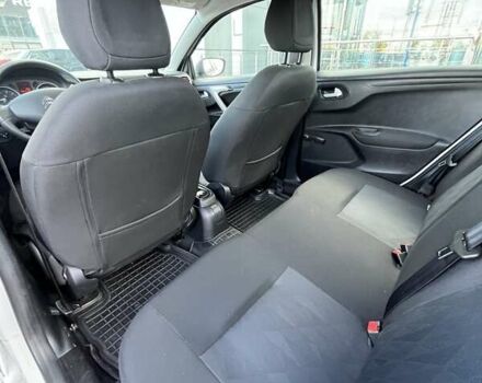 Білий Сітроен С-Елізє, об'ємом двигуна 1.59 л та пробігом 58 тис. км за 12173 $, фото 9 на Automoto.ua