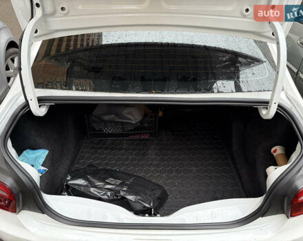 Белый Ситроен С-Элизе, объемом двигателя 1.5 л и пробегом 30 тыс. км за 12980 $, фото 6 на Automoto.ua