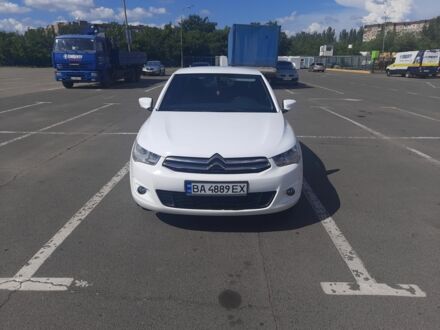Сітроен С-Елізє 2013 у Кривому Розі на Automoto.ua Білий Сітроен С-Елізє, об'ємом двигуна 1.2 л та пробігом 191 тис. км за 5200 $, фото 1 на Automoto.ua