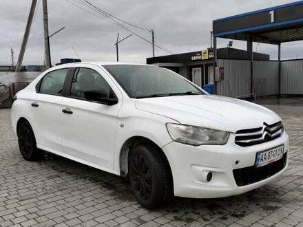 Белый Ситроен С-Элизе, объемом двигателя 1.2 л и пробегом 297 тыс. км за 4500 $, фото 1 на Automoto.ua