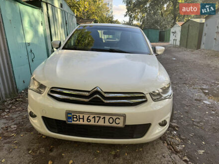 Сітроен С-Елізє 2013 у Одесі на Automoto.ua Білий Сітроен С-Елізє, об'ємом двигуна 1.2 л та пробігом 170 тис. км за 5700 $, фото 1 на Automoto.ua
