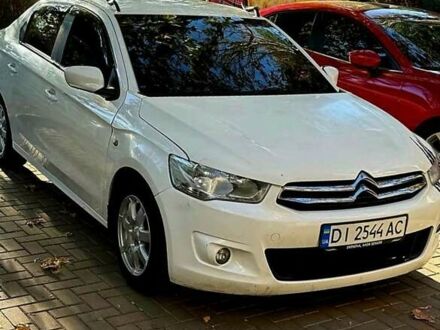 Ситроен С-Элизе 2013 в Николаеве на Automoto.ua Белый Ситроен С-Элизе, объемом двигателя 1.56 л и пробегом 210 тыс. км за 7200 $, фото 1 на Automoto.ua