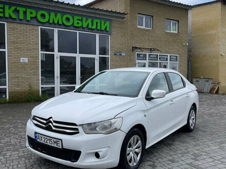 Білий Сітроен С-Елізє, об'ємом двигуна 1.2 л та пробігом 268 тис. км за 4300 $, фото 1 на Automoto.ua