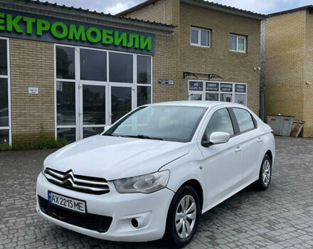 Белый Ситроен С-Элизе, объемом двигателя 1.2 л и пробегом 268 тыс. км за 4300 $, фото 1 на Automoto.ua