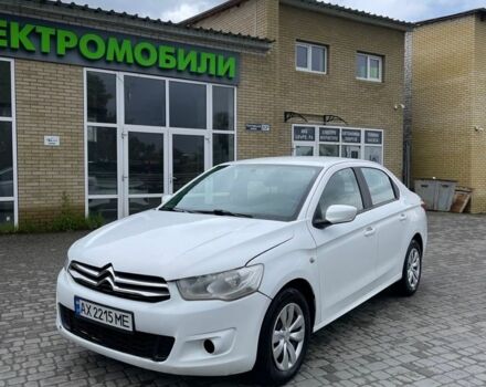 Белый Ситроен С-Элизе, объемом двигателя 1.2 л и пробегом 254 тыс. км за 4200 $, фото 1 на Automoto.ua