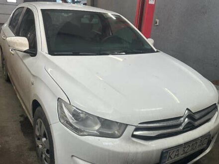 Белый Ситроен С-Элизе, объемом двигателя 1.2 л и пробегом 340 тыс. км за 6000 $, фото 1 на Automoto.ua