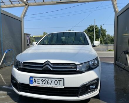 Белый Ситроен С-Элизе, объемом двигателя 1.2 л и пробегом 110 тыс. км за 8200 $, фото 1 на Automoto.ua