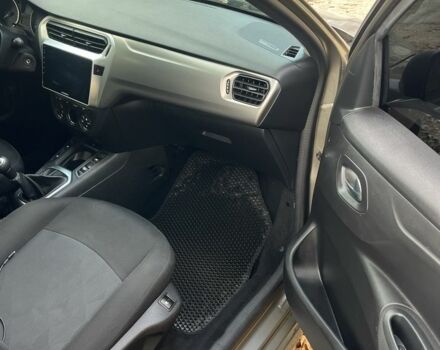 Бежевий Сітроен С-Елізє, об'ємом двигуна 1.2 л та пробігом 47 тис. км за 8100 $, фото 7 на Automoto.ua