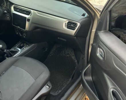 Бежевий Сітроен С-Елізє, об'ємом двигуна 1.2 л та пробігом 47 тис. км за 8100 $, фото 6 на Automoto.ua