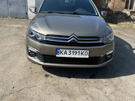 Сітроен С-Елізє 2017 у Києві на Automoto.ua Бежевий Сітроен С-Елізє, об'ємом двигуна 1.2 л та пробігом 176 тис. км за 7400 $, фото 1 на Automoto.ua