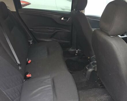 Черный Ситроен С-Элизе, объемом двигателя 1.2 л и пробегом 220 тыс. км за 5200 $, фото 12 на Automoto.ua