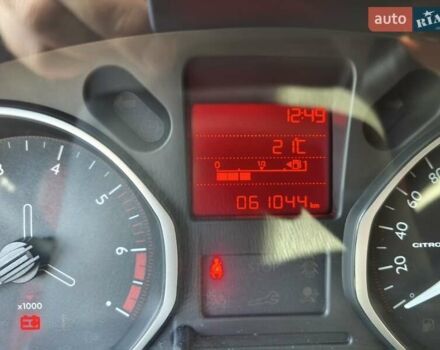 Чорний Сітроен С-Елізє, об'ємом двигуна 1.59 л та пробігом 61 тис. км за 10000 $, фото 7 на Automoto.ua
