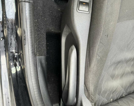 Черный Ситроен С-Элизе, объемом двигателя 1.59 л и пробегом 233 тыс. км за 5200 $, фото 8 на Automoto.ua