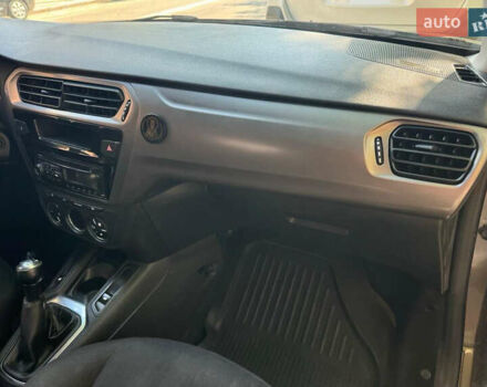 Коричневый Ситроен С-Элизе, объемом двигателя 1.59 л и пробегом 165 тыс. км за 6100 $, фото 5 на Automoto.ua