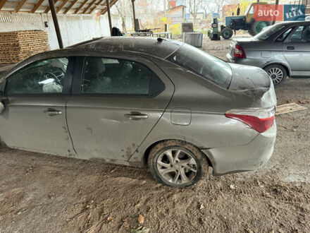 Коричневый Ситроен С-Элизе, объемом двигателя 1.6 л и пробегом 570 тыс. км за 3000 $, фото 1 на Automoto.ua