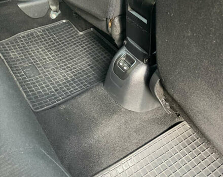 Серый Ситроен С-Элизе, объемом двигателя 1.59 л и пробегом 139 тыс. км за 6700 $, фото 35 на Automoto.ua