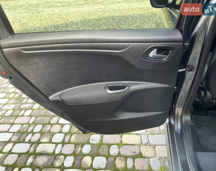 Серый Ситроен С-Элизе, объемом двигателя 1.59 л и пробегом 139 тыс. км за 6700 $, фото 40 на Automoto.ua