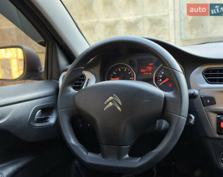 Серый Ситроен С-Элизе, объемом двигателя 1.56 л и пробегом 145 тыс. км за 8600 $, фото 59 на Automoto.ua