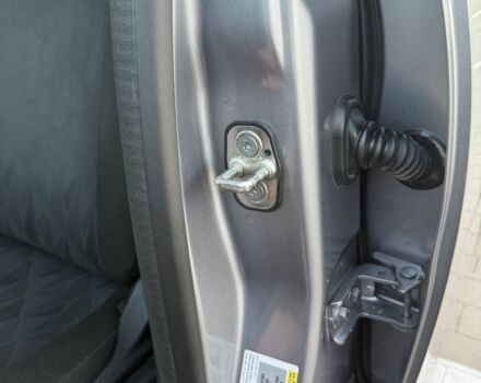 Сірий Сітроен С-Елізє, об'ємом двигуна 1.2 л та пробігом 92 тис. км за 7400 $, фото 17 на Automoto.ua