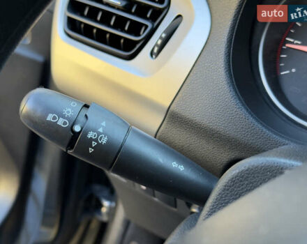 Серый Ситроен С-Элизе, объемом двигателя 1.56 л и пробегом 145 тыс. км за 8600 $, фото 60 на Automoto.ua