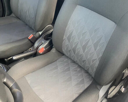 Сітроен С-Елізє 2019 у Харкові на Automoto.ua Сірий Сітроен С-Елізє, об'ємом двигуна 1.59 л та пробігом 203 тис. км за 7400 $, фото 8 на Automoto.ua