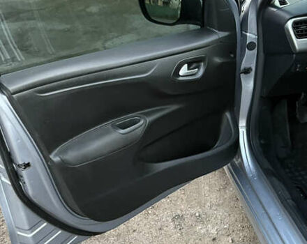 Серый Ситроен С-Элизе, объемом двигателя 1.59 л и пробегом 131 тыс. км за 8000 $, фото 13 на Automoto.ua