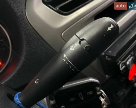 Синій Сітроен С-Елізє, об'ємом двигуна 1.2 л та пробігом 260 тис. км за 4990 $, фото 24 на Automoto.ua