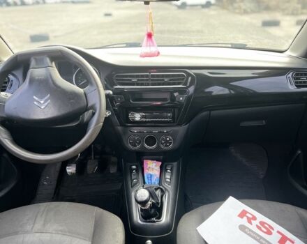 Синий Ситроен С-Элизе, объемом двигателя 1.2 л и пробегом 350 тыс. км за 4250 $, фото 4 на Automoto.ua