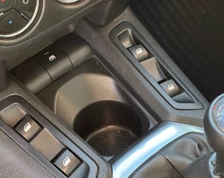 Синий Ситроен С-Элизе, объемом двигателя 1.6 л и пробегом 159 тыс. км за 8150 $, фото 16 на Automoto.ua