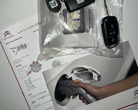 Білий Сітроен С-Зєро, об'ємом двигуна 0 л та пробігом 73 тис. км за 4200 $, фото 73 на Automoto.ua