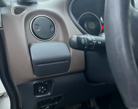 Белый Ситроен С-Зеро, объемом двигателя 0 л и пробегом 65 тыс. км за 4400 $, фото 15 на Automoto.ua