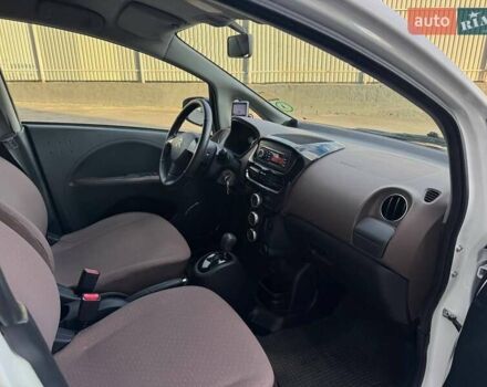 Ситроен С-Зеро 2012 в Виннице на Automoto.ua Белый Ситроен С-Зеро, объемом двигателя 0 л и пробегом 85 тыс. км за 3900 $, фото 13 на Automoto.ua